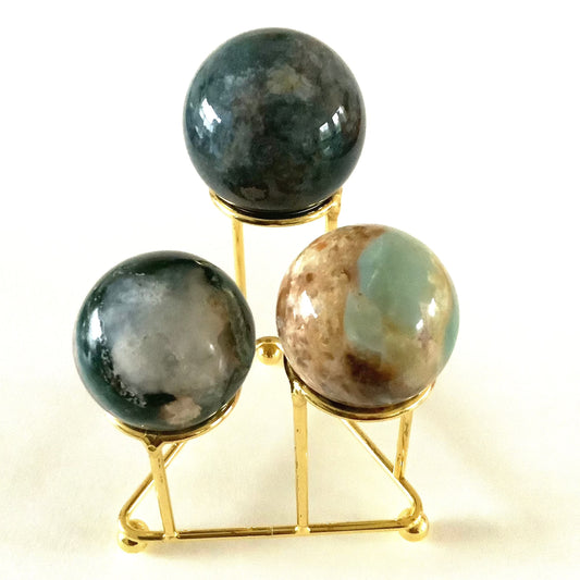Golden 3 Spheres Stand